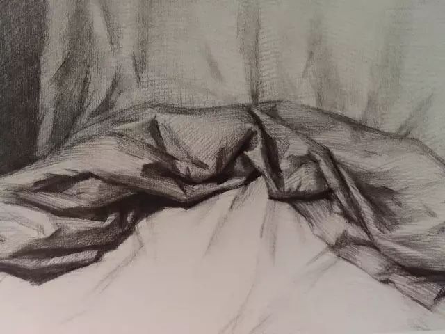 素描会画些什么,素描会涂色吗