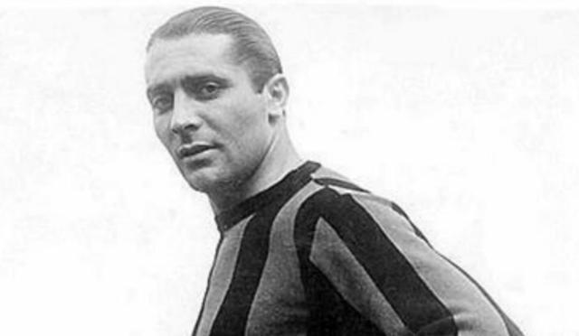 蓝黑军团国际米兰坐镇主场,蓝黑军团宣告复兴国米