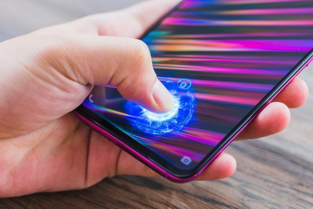 vivo手机首发屏下指纹解锁,vivo手机屏下指纹发展趋势