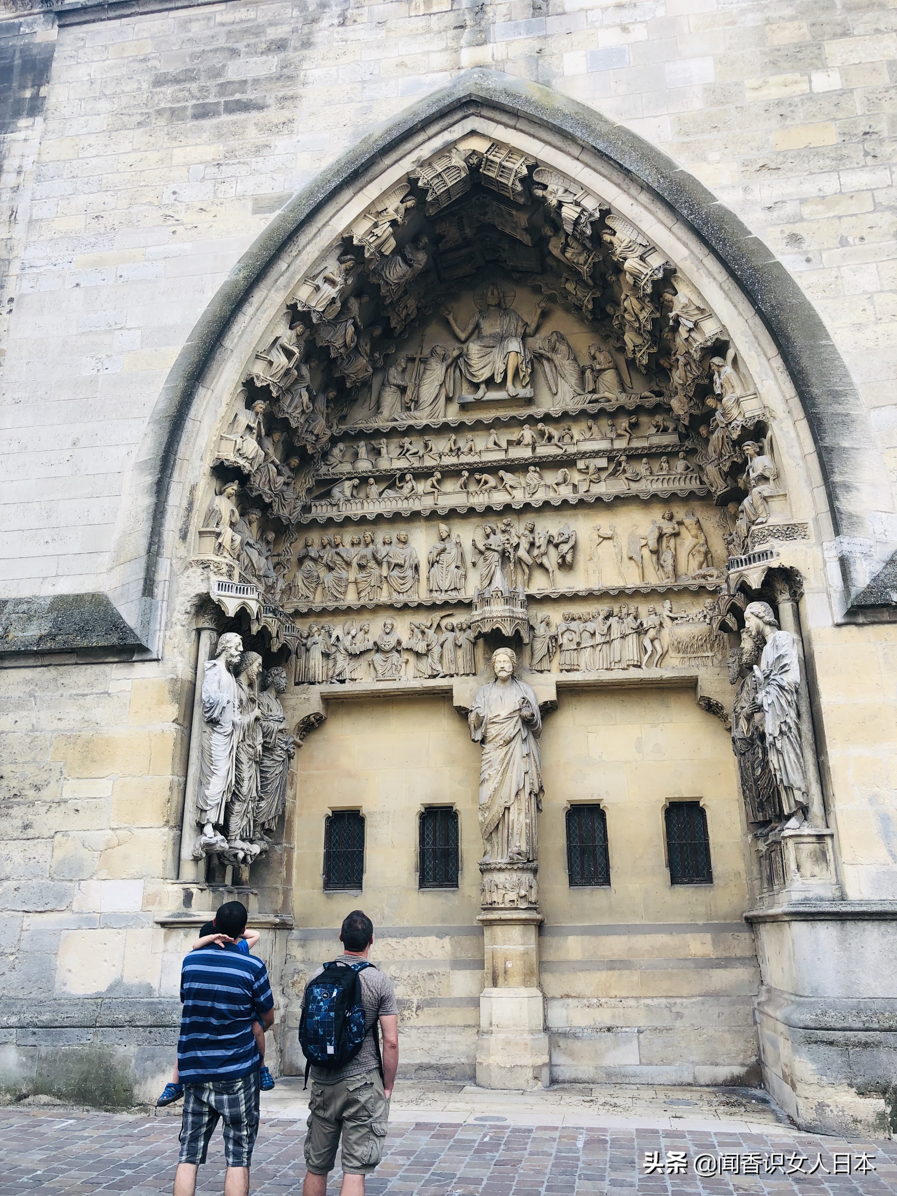 巴黎圣母院大教堂,巴黎圣母院和兰斯大教堂