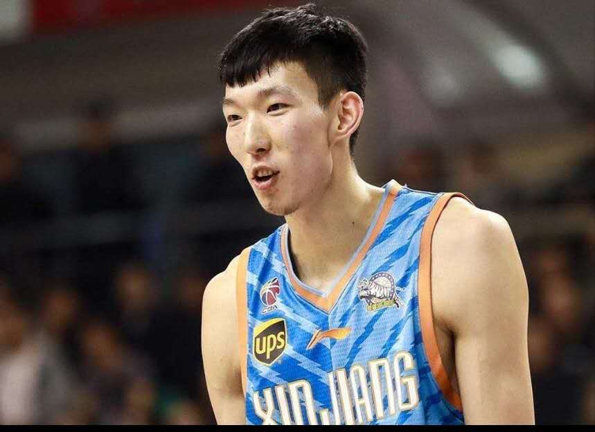 华南虎跟东北虎谁厉害,东北虎战华南虎