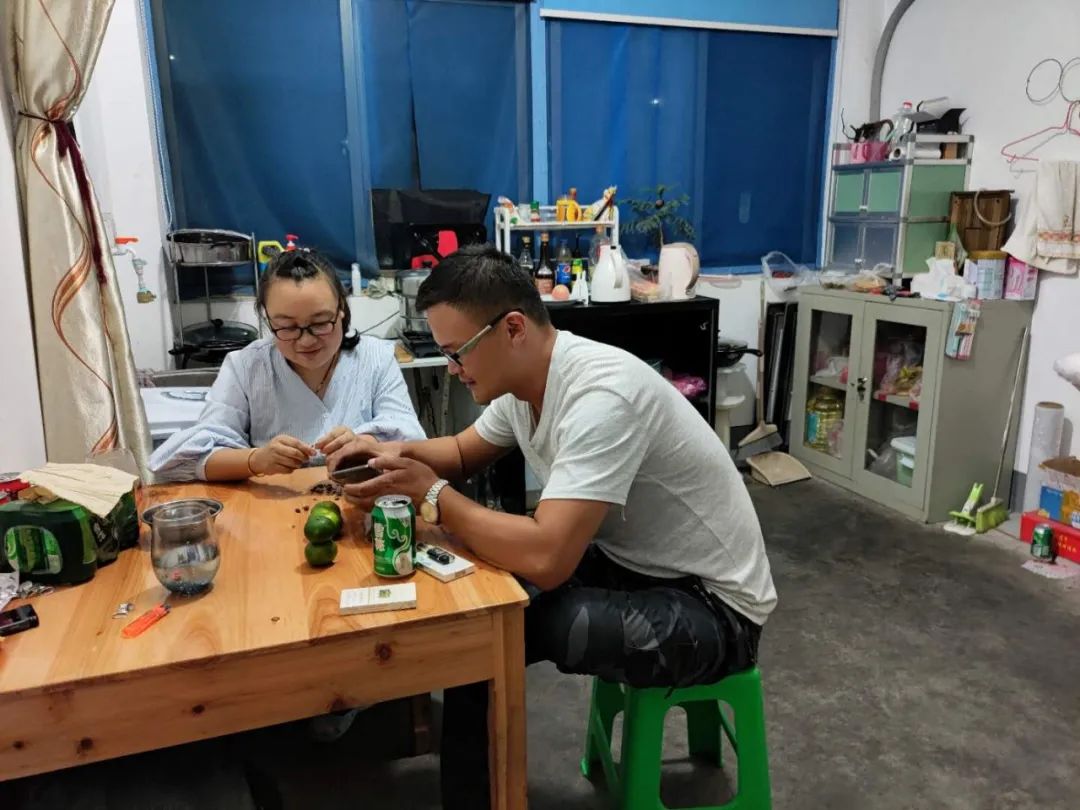 少年蒙冤者的沉默半生：曾物理第一立志考学，现为货车司机