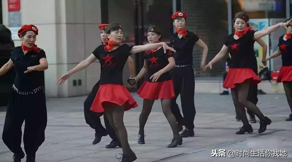 男生无法抗拒女生穿什么,男生就是不喜欢女生怎么回事