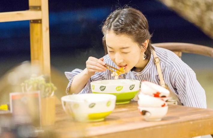 周冬雨身高体重多少斤啊,周冬雨实际身高和体重