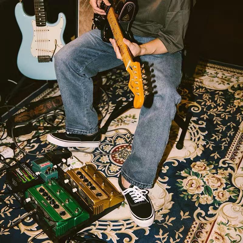 vans有多容易撞鞋,再也不怕撞鞋了vans