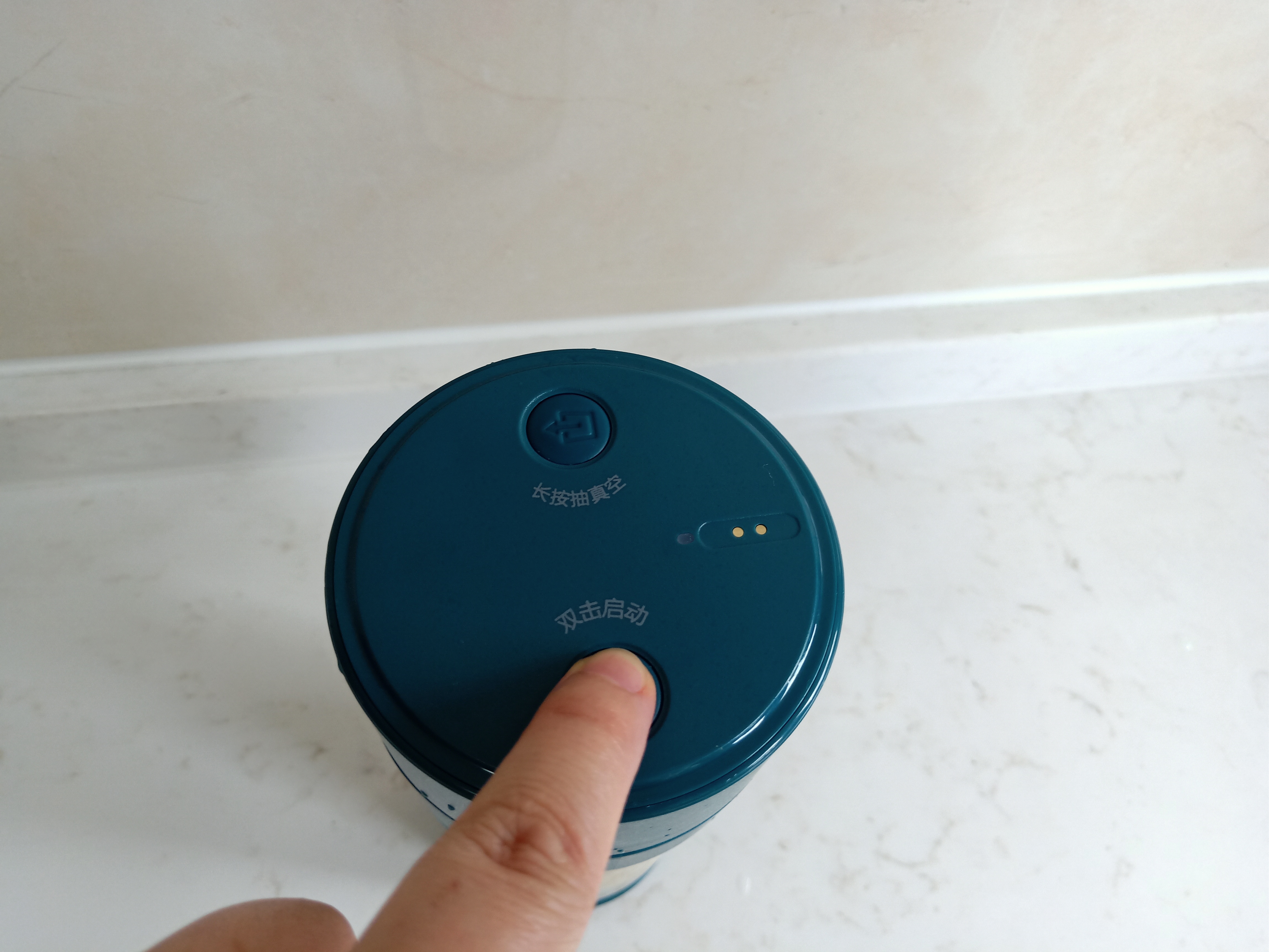 鲜榨果汁沉淀怎么解决,如何防止鲜榨果汁变黑