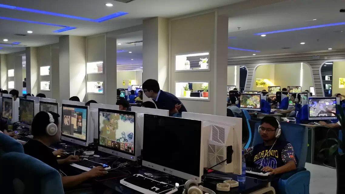 网吧突然就没去过了,网吧为什么突然消失了