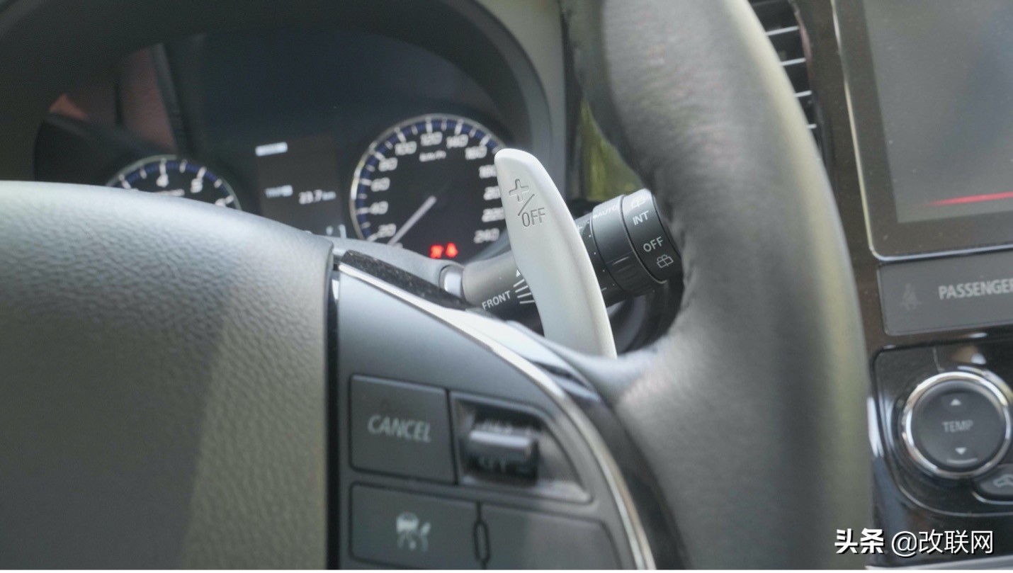 三菱欧蓝德后排放倒改床视频,三菱欧蓝德旅行床车