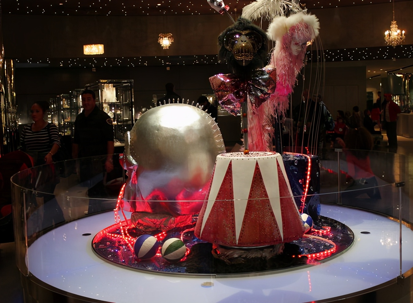 施华洛世奇花漾魔力寓意 (施华洛世奇的花样魔力)