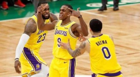 詹姆斯说nba最强的三个人,詹姆斯自己说热火三巨头