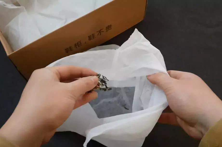 买完鞋子的鞋盒值不值得收藏,买20年的鞋