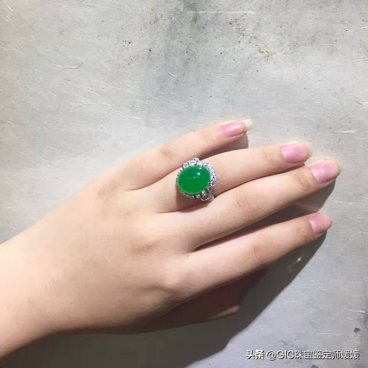 戒指戴的不同手指上都有什么含义,戒指戴在每个手指上的含义重要吗