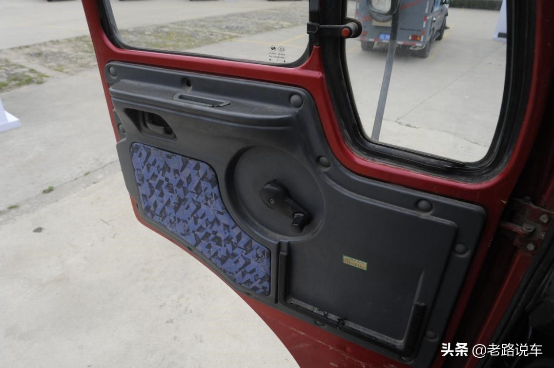 打造钢铁军队铸就时代楷模,重庆曾经有过的超跑神车