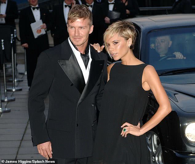 祖母绿婚戒有“诅咒”，从肯尼迪夫人到伊莲娜都难逃，贝嫂却免疫