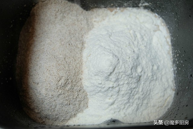 自己在家做无糖面包面包机,面包机闲置了