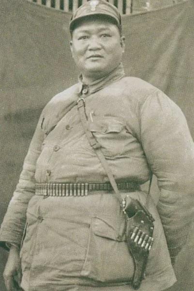 将军罗炳辉：外号“罗大肚子”，因肥胖患上高血压，牺牲在建国前