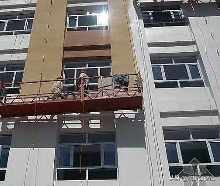 真石漆同一批料色差原因,真石漆生产色差