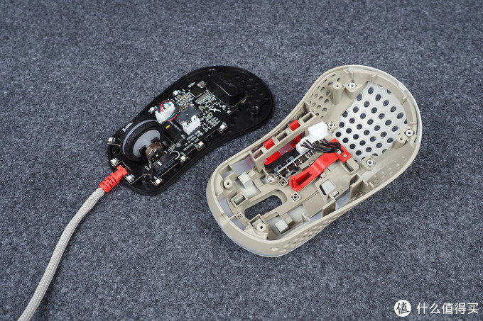 xtrfym4和xtrfym42区别,xtrfym4鼠标适合多大的手