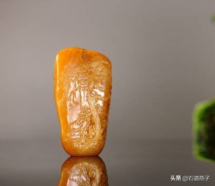 真品田黄及田黄冻石图片大全,天价田黄石及国宝田黄一览