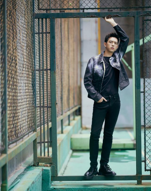 李现视频怼脸,李现直播怼脸镜头老皮