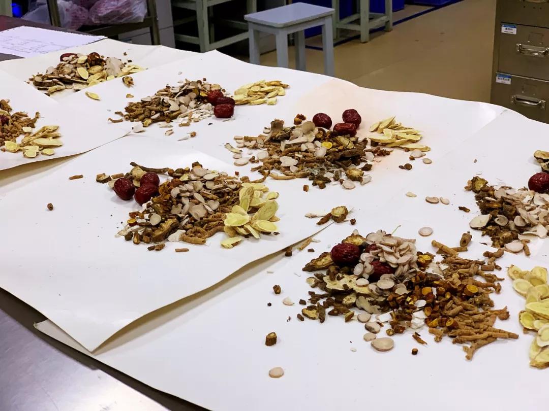 预防新冠肺炎的中药冲剂有哪些,预防新冠肺炎中药处方发朋友圈