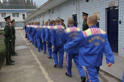 无证驾驶拘留五天怎么处理,无证驾驶被拘留15天要交生活费吗