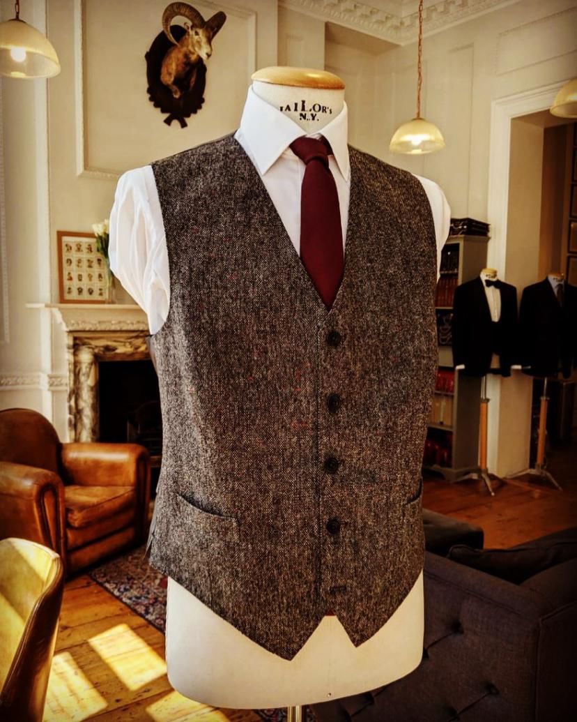 深秋穿羽绒马甲,初春马甲怎么搭配好看