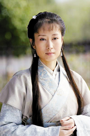 她被称小巩俐,30岁嫁豪门日子却不好过,37岁离婚反活得光芒万丈