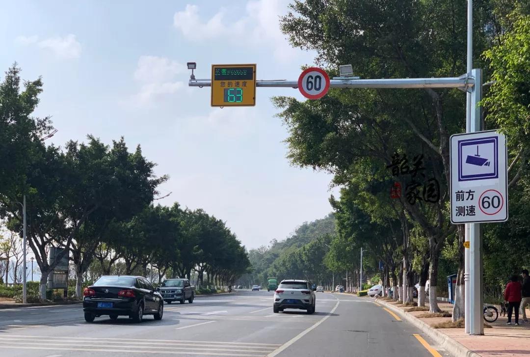 区间测速带车速显示,路边测速显示车速