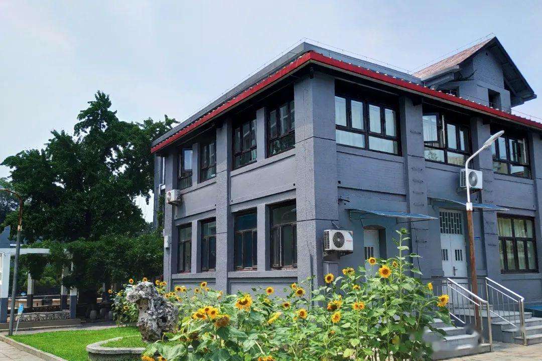 卫管本科就业前景好吗,临床专业考卫健委前景如何