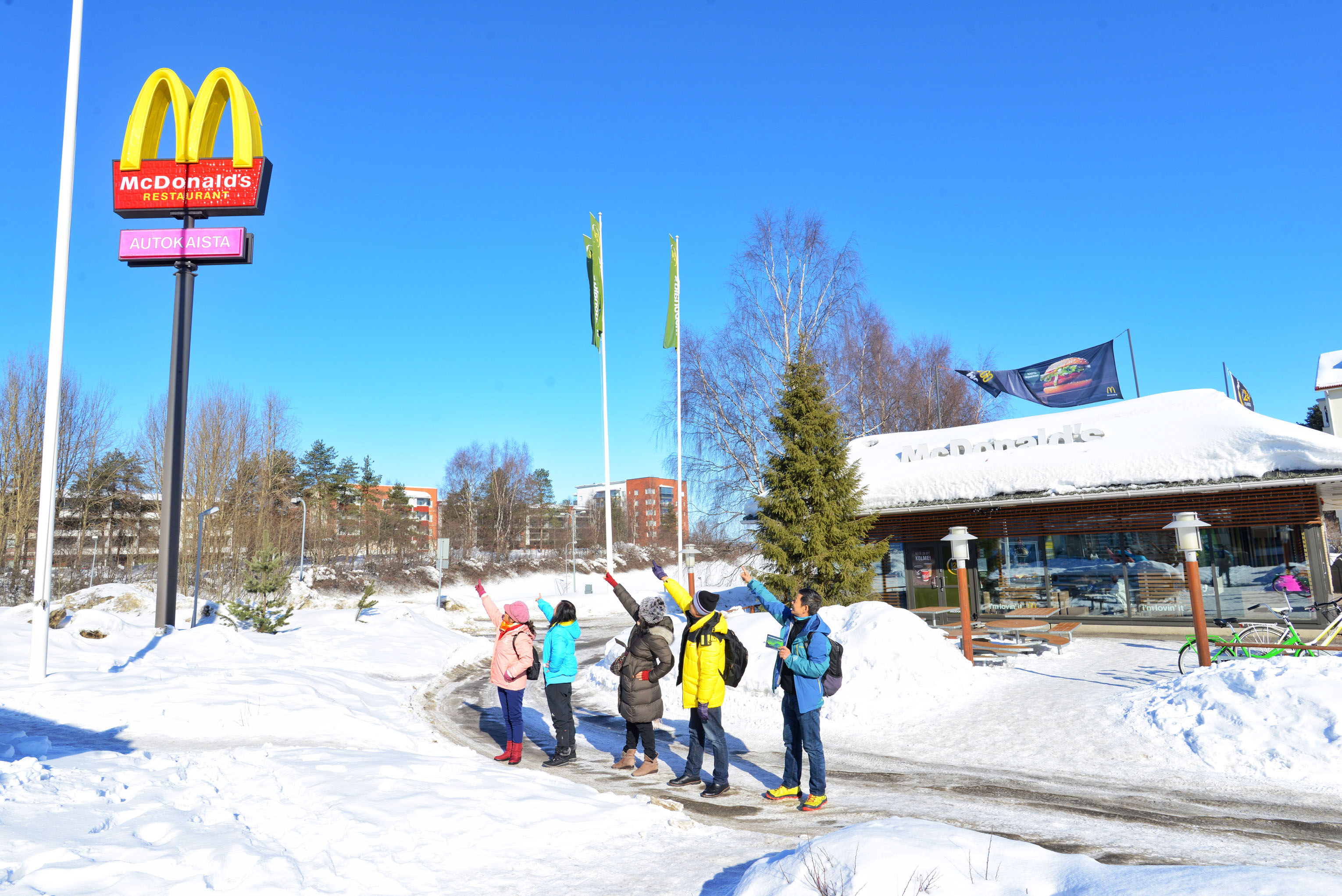 唯一一个位于北极圈上的城市,唯一在北极圈的省会城市