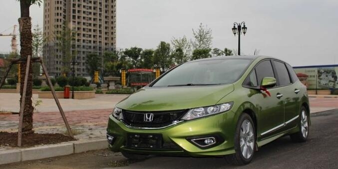 本田杰德5座13款驾驶感受,本田杰德17款舒适版4万公里多少钱