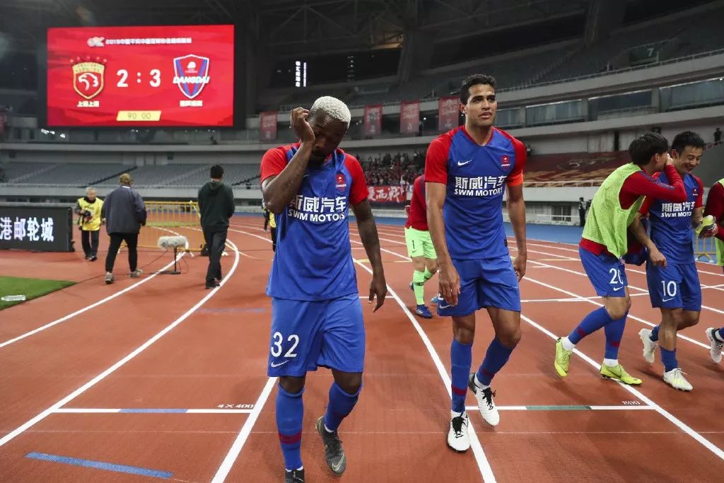 怀念克鲁伊夫,克鲁伊夫是怎么样的人