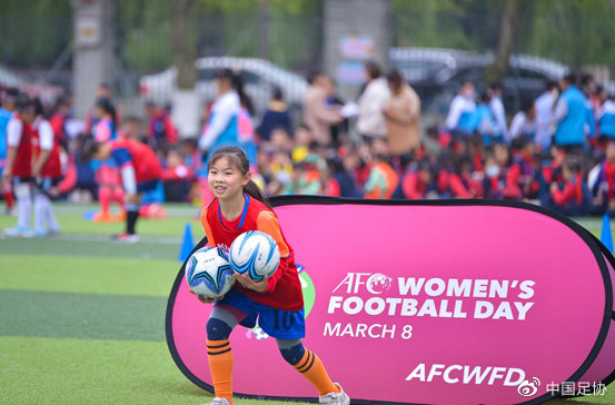 女孩足球节,女孩足球比赛