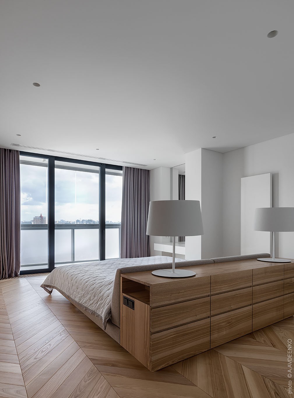 原木地板全屋搭配白色家具效果图,七里河中式原木整装全屋家具定制