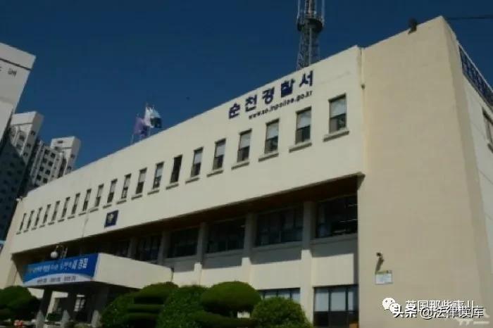 准新娘遭*拍偷**后自杀，案犯被轻判，她父母陷入绝望的自责之中