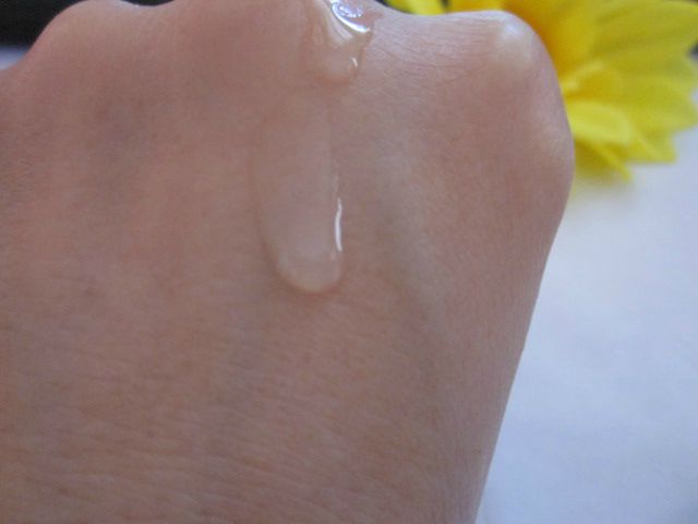 兰蔻菁纯玫瑰精粹水干皮适合吗,兰蔻小黑瓶精华肌底液适合干皮吗