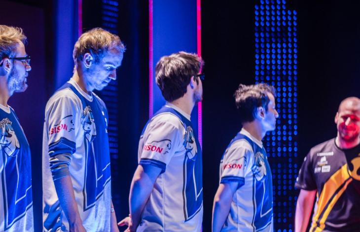 电子竞技,原来属于「赌博」,甚至有可能犯法?