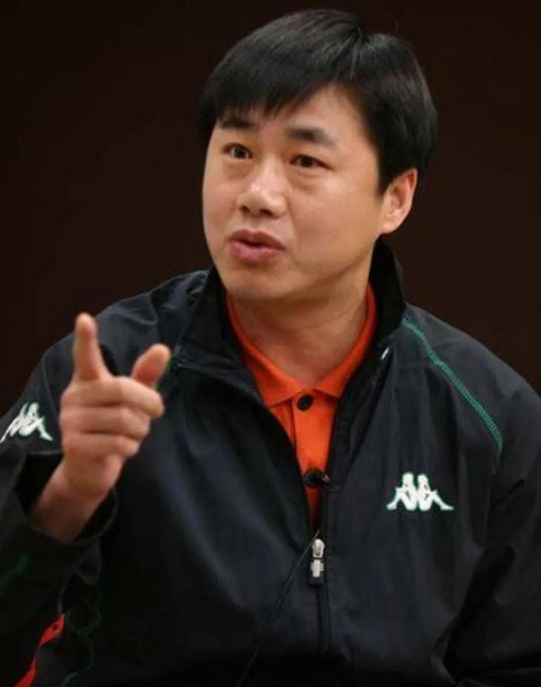 老一辈足球解说员点评中国足球,足球评论员排行榜前十名