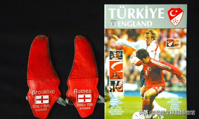 贝克汉姆巴黎最后一战球鞋,贝克汉姆穿的什么足球鞋
