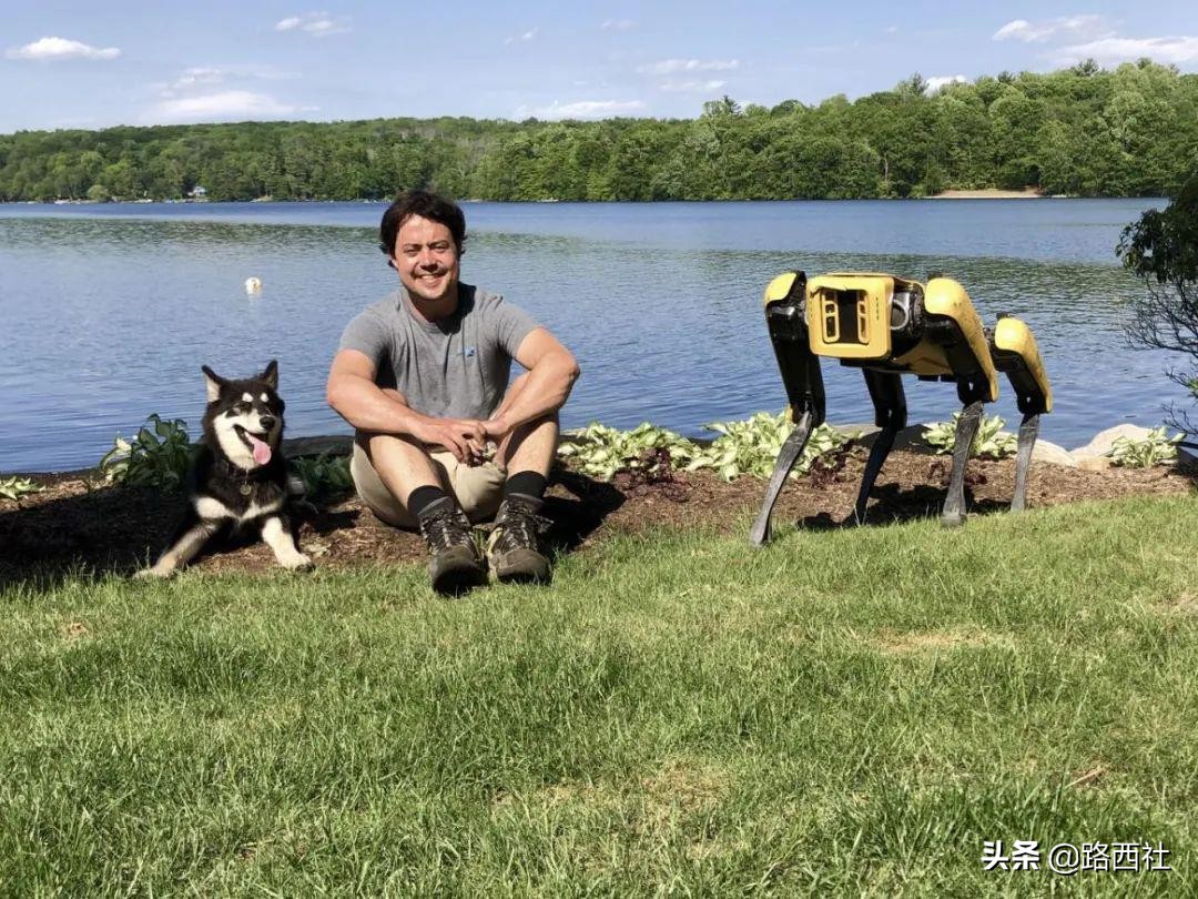 养狗嘛？53万、世界首富同款