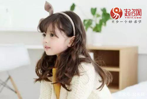 女孩猪宝宝起名带月,带月的女孩名字洋气有涵养