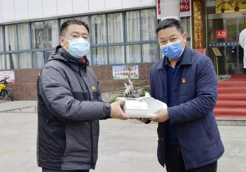 带不走的是岁月留不下的是青春,带不走的是回忆留下来的是美好