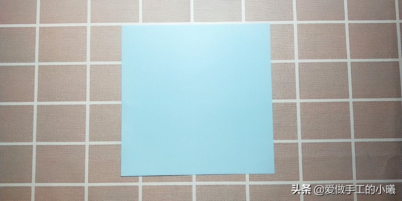 蝴蝶结折纸怎样贴在贺卡上好看,折纸简单又漂亮的蝴蝶结收纳盒