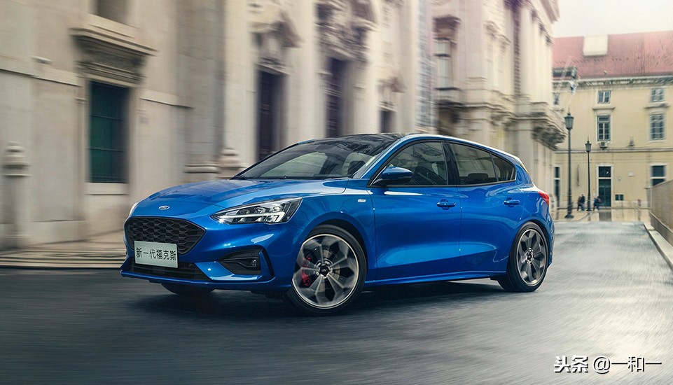 新一代福克斯试驾体验,新福克斯怎么看自己车是哪一款