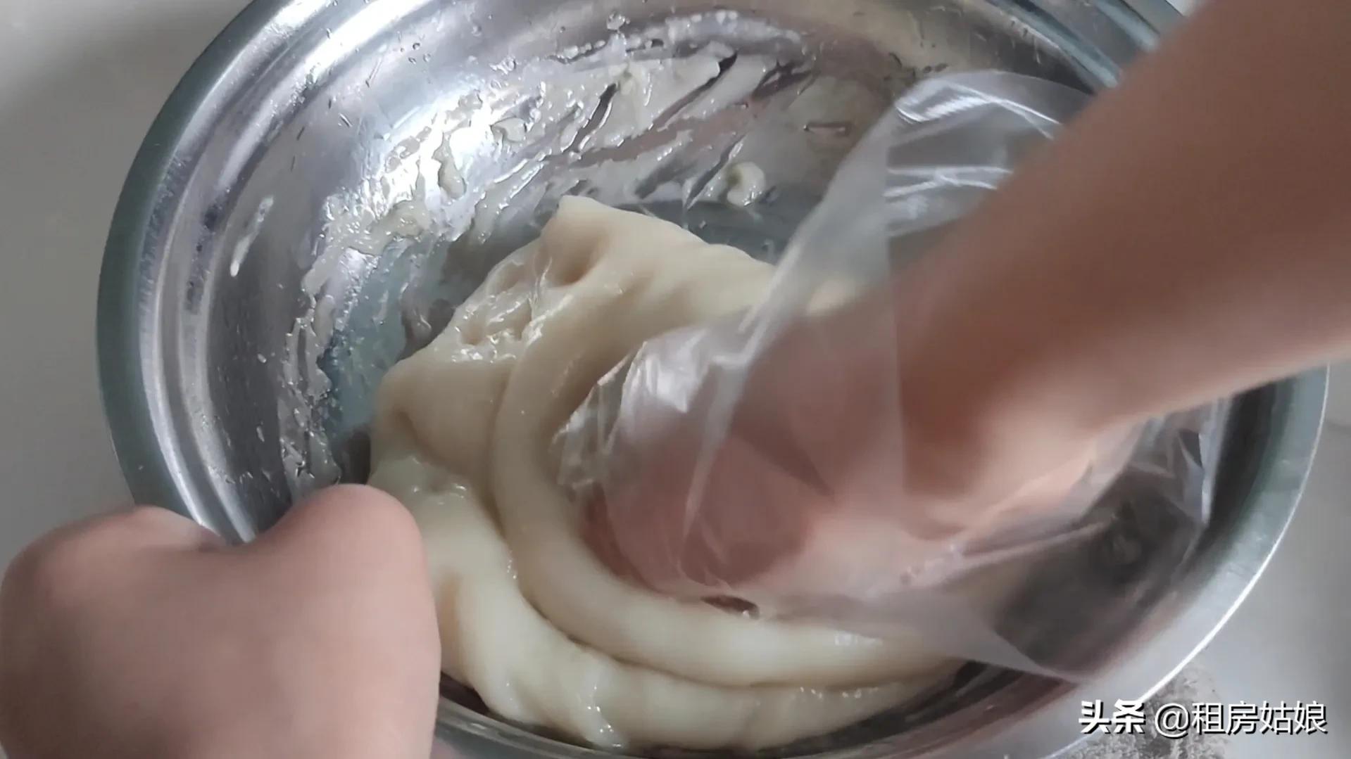 糯米粉最简单的做法无技巧,250g糯米粉放多少毫升水做驴打滚