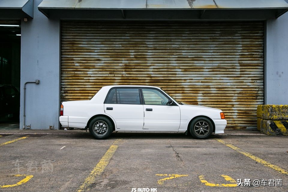 丰田皇冠出租车多美卡,丰田皇冠老款出租车