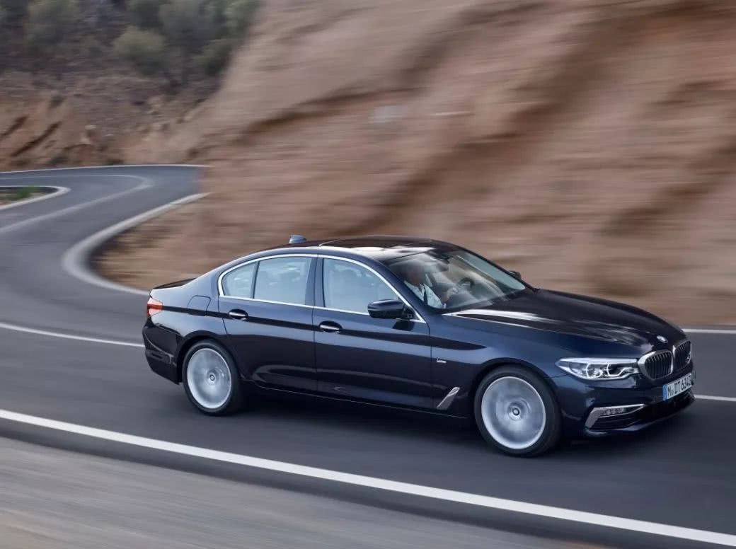 宝马5系530li2022大改款,宝马530li2022款