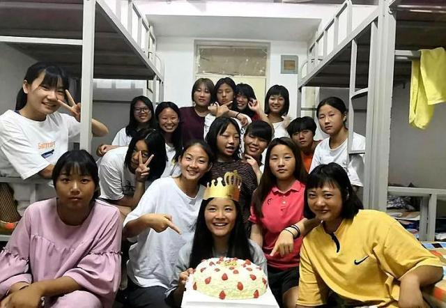 临颍县2023足球县长杯冠军,临颍二高一举夺魁