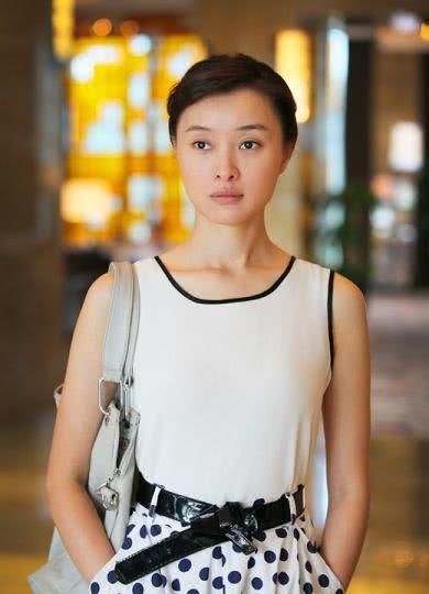 深扒*疆新**三宝情史，从影后到天后，从港圈到京圈，精彩曲折无止境